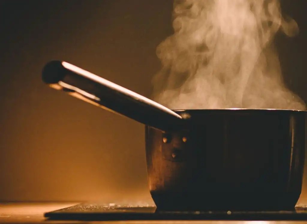 COOKWARE “2” – IRON