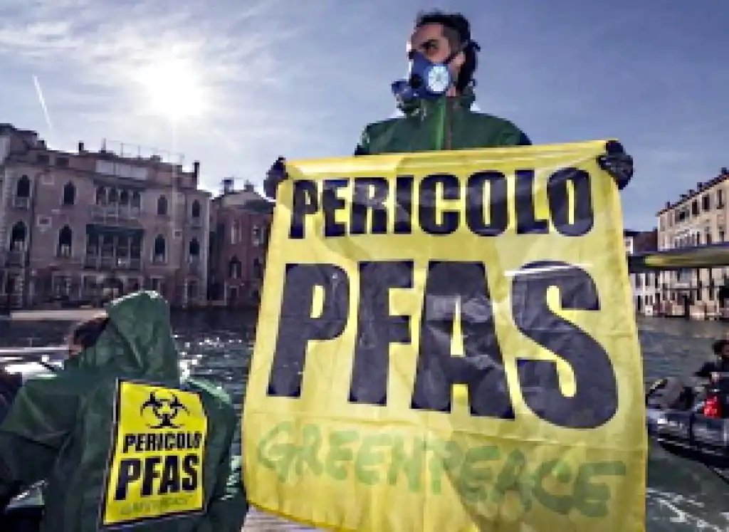 Alimenti e PFAS, le ultime indicazioni della Commissione europea